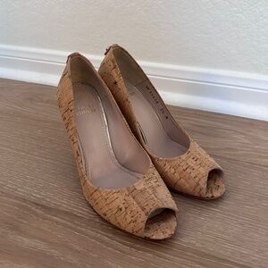 Stuart Weitzman Size 5 1/2 Women's